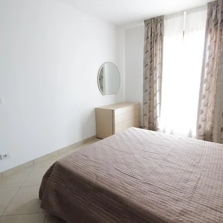 Lauretta Appartement *
