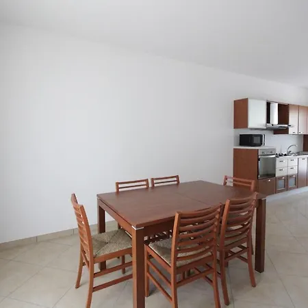 Appartement Lauretta *